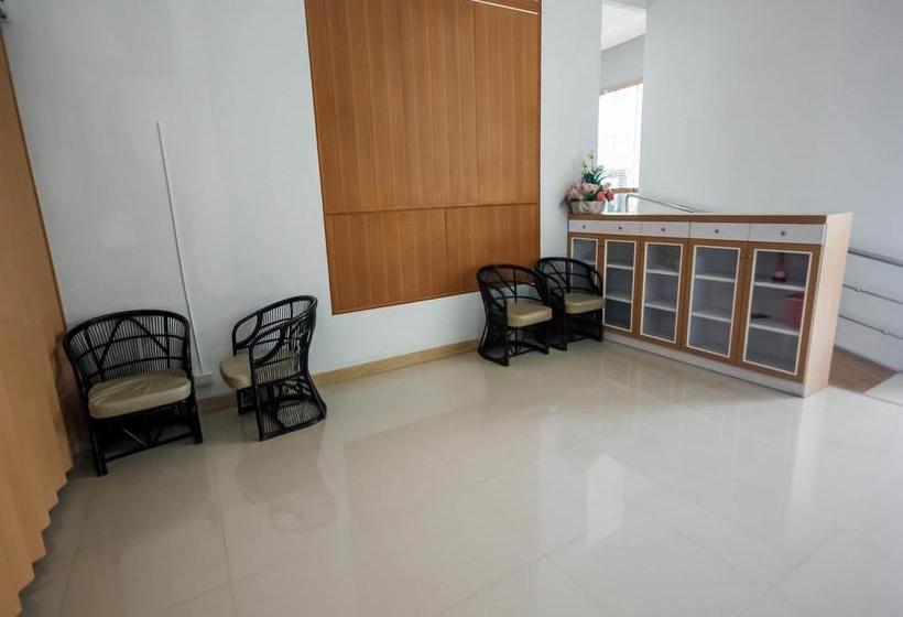 Hotel Nida Rooms Nakhon Ratchasima 87 Takhong Mai Lily 10