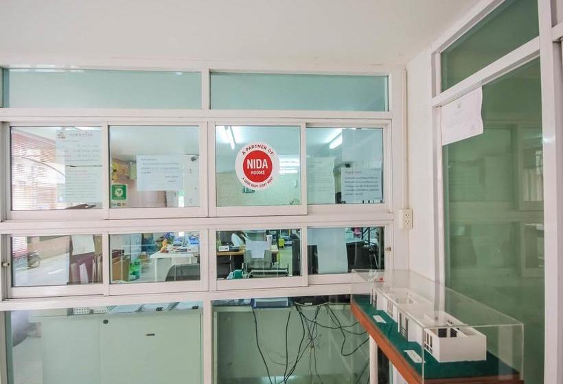 Hotel Nida Rooms Nakhon Ratchasima 87 Takhong Mai Lily 6