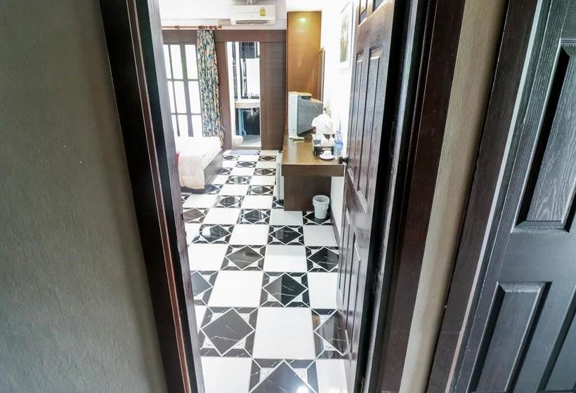 Hotel Nida Rooms Hua Thale 30 Century 11