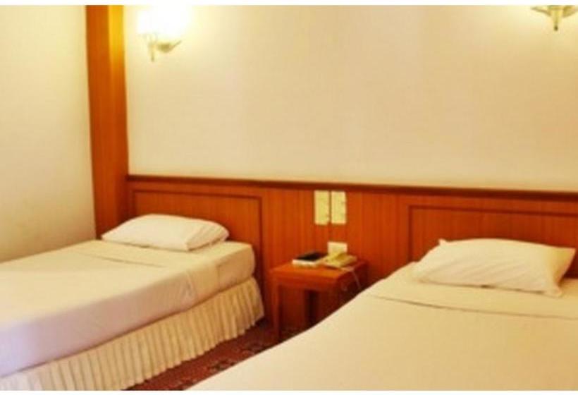 Hotel Nida Rooms Mai Thai Nakhonchum 31 5