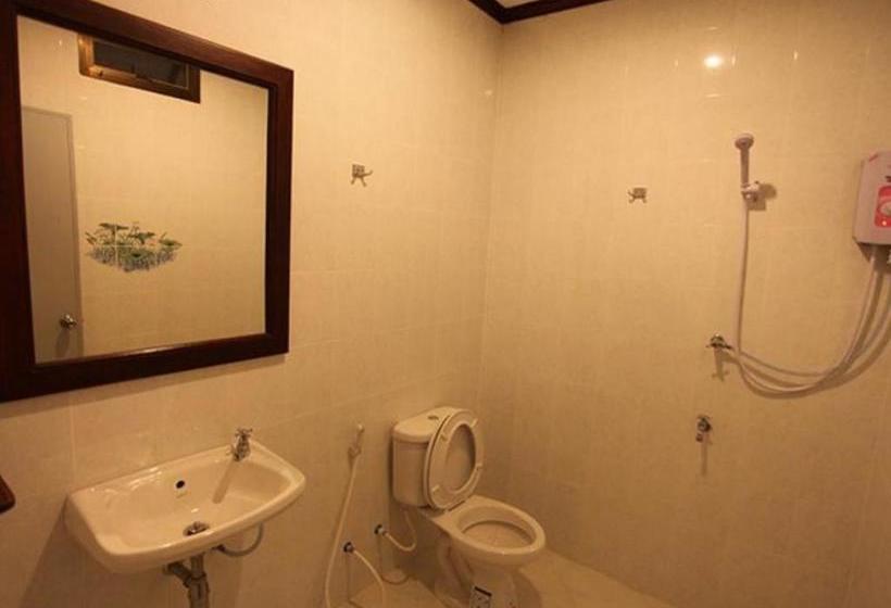 Hotel Nida Rooms Phu Ruea 10 Boat 12