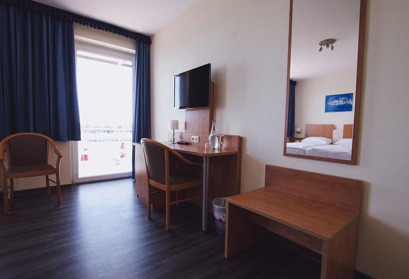 Hotel Rheinpromenade8 6