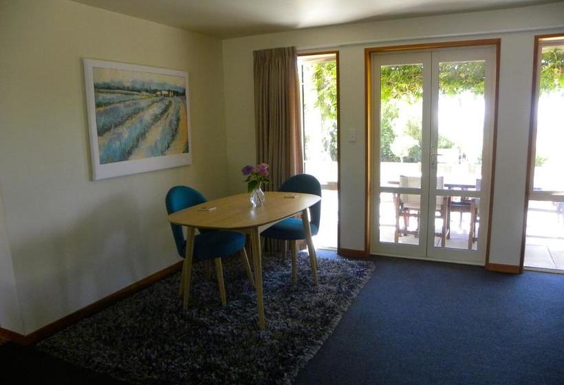 Bed and Breakfast Falcon S Rise Alpaca Farm 14