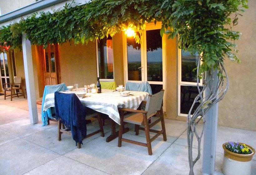 Bed and Breakfast Falcon S Rise Alpaca Farm 16