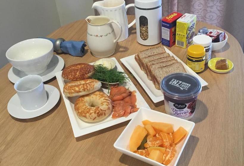 Bed and Breakfast Falcon S Rise Alpaca Farm 3