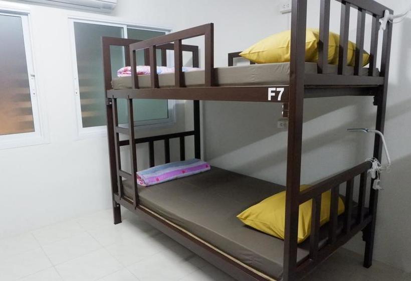 Ranong Backpacker S Hostel 11