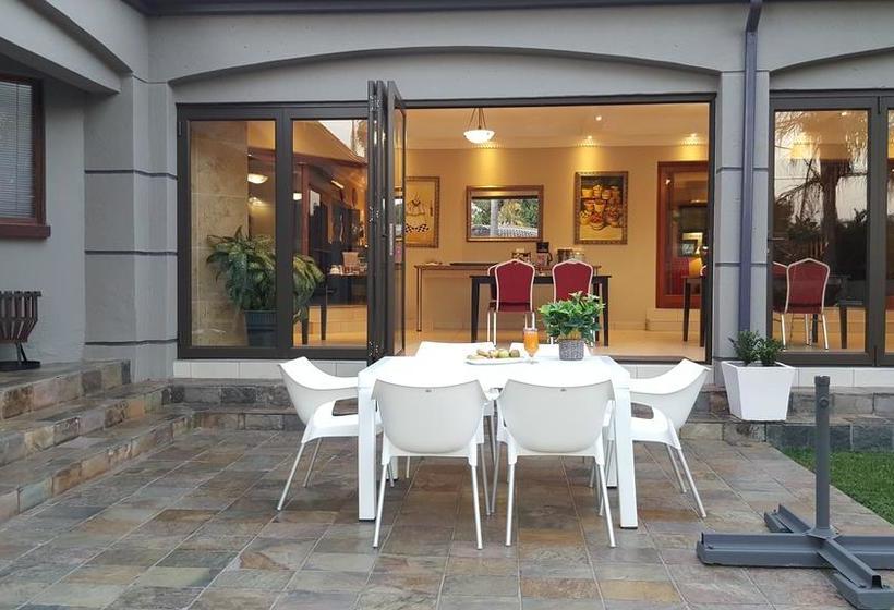 Bed and Breakfast Pride S Guest House 11