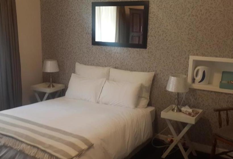 Bed and Breakfast R & R S Retreat 6