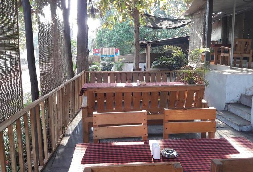 Hotel The Chill Inn Restaurant & Luxury Hut S Goa