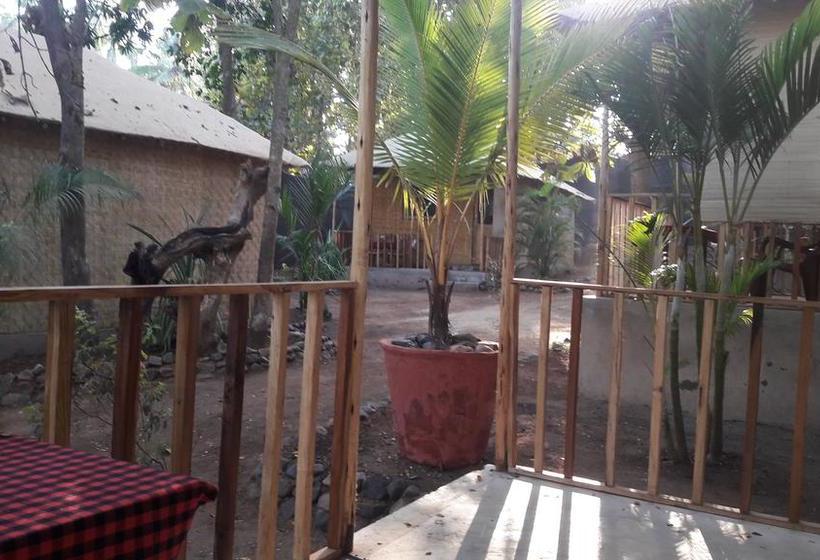 Hotel The Chill Inn Restaurant & Luxury Hut S 19