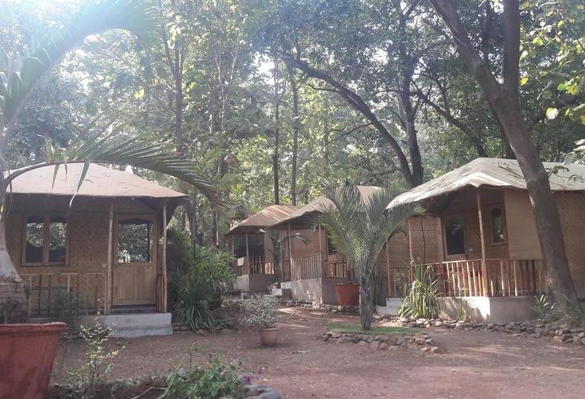 Hotel The Chill Inn Restaurant & Luxury Hut S 9