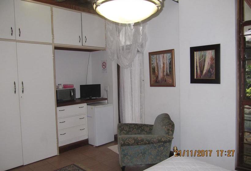 Bed and Breakfast Rosslie S Guesthouse 8