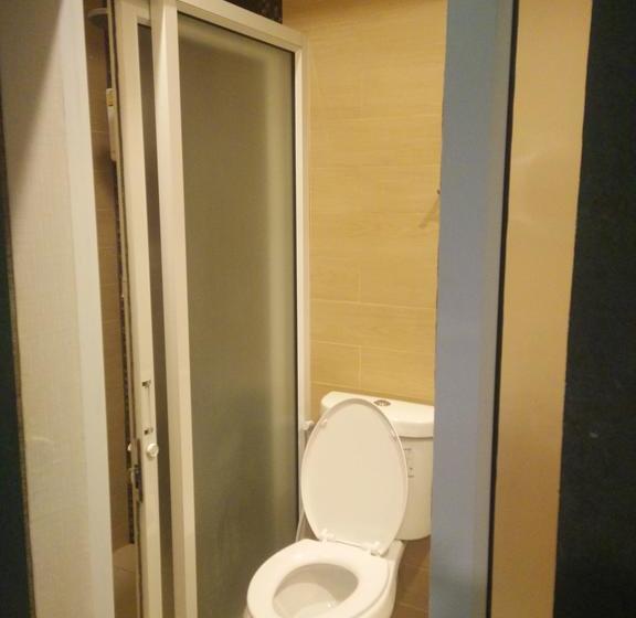 Hostel X Kingdom Guest House 20