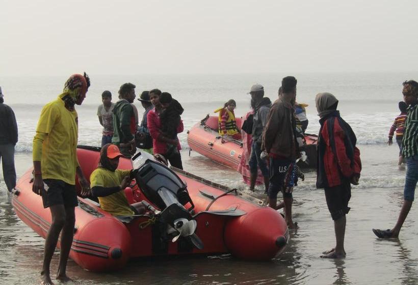 Neelanjana S Hotel Hindustan 4