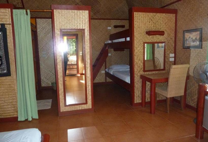 Resort Old Tree S House 11