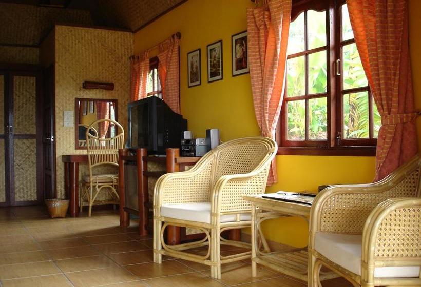 Resort Old Tree S House 16