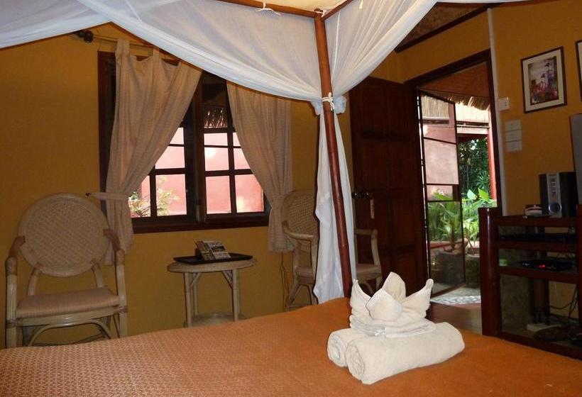 Resort Old Tree S House 20