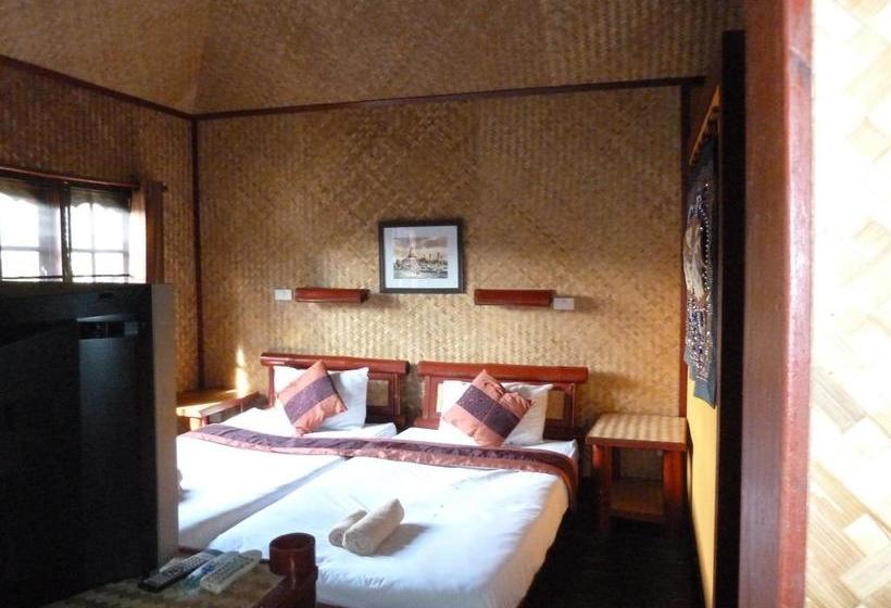 Resort Old Tree S House 4