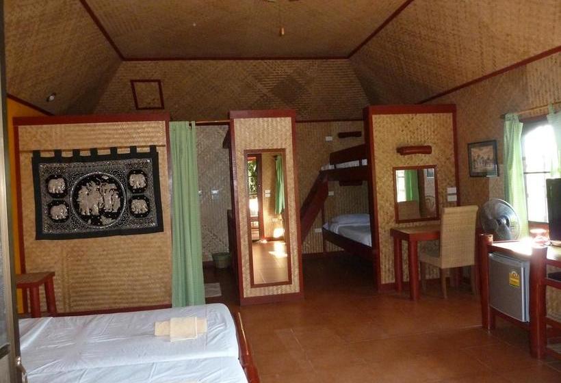 Resort Old Tree S House 8