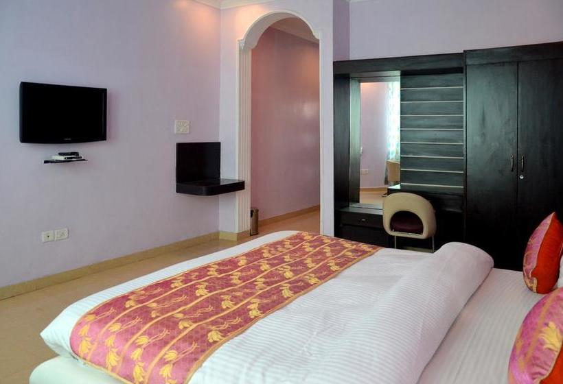 The Heritage Hotel & Resort 7