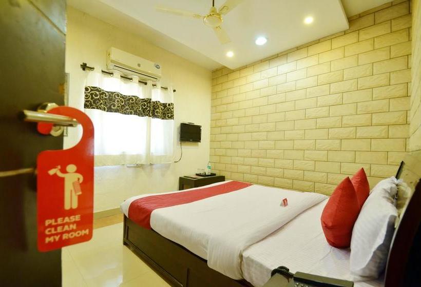 Hotel Oyo 5993 Highland 8