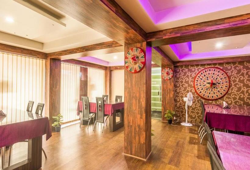 Oyo 4919 Hotel Dream City 11