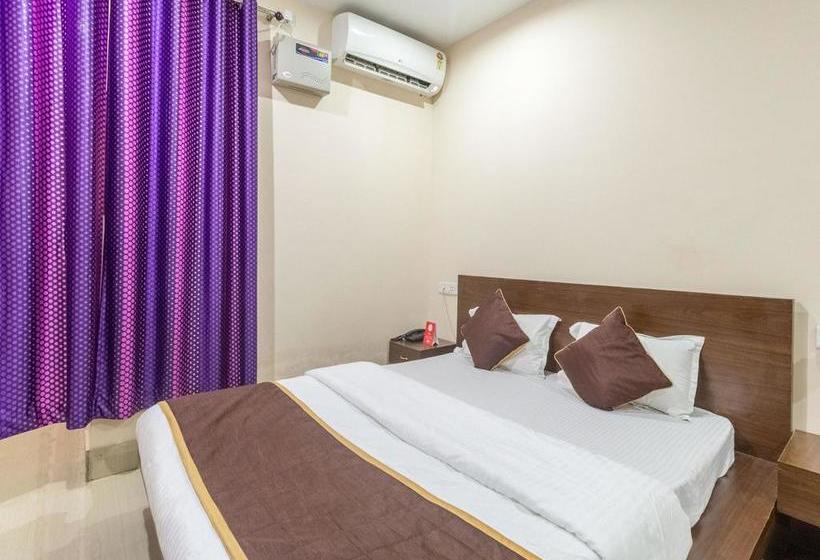 Oyo 4919 Hotel Dream City 4