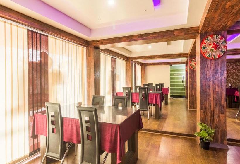 Oyo 4919 Hotel Dream City 7