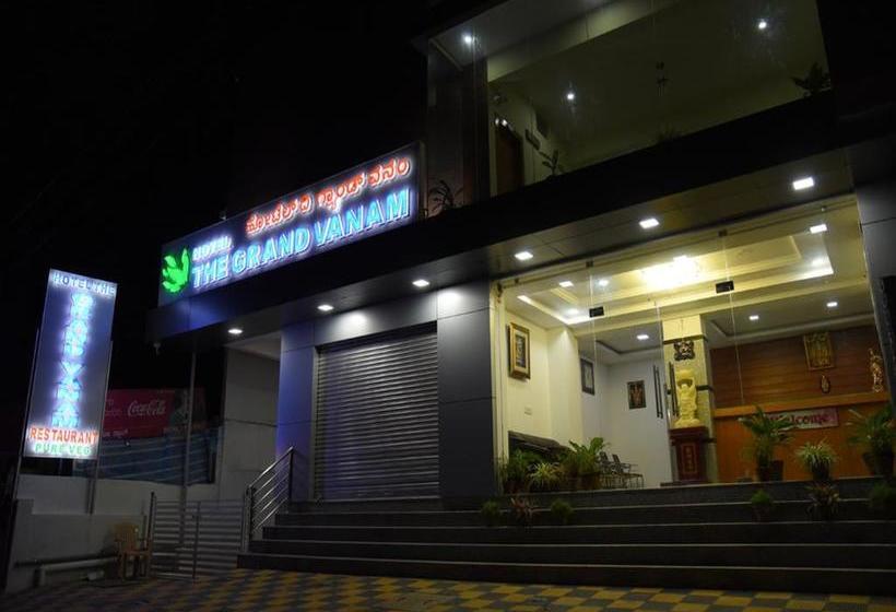 Hotel The Grand Vanam 1