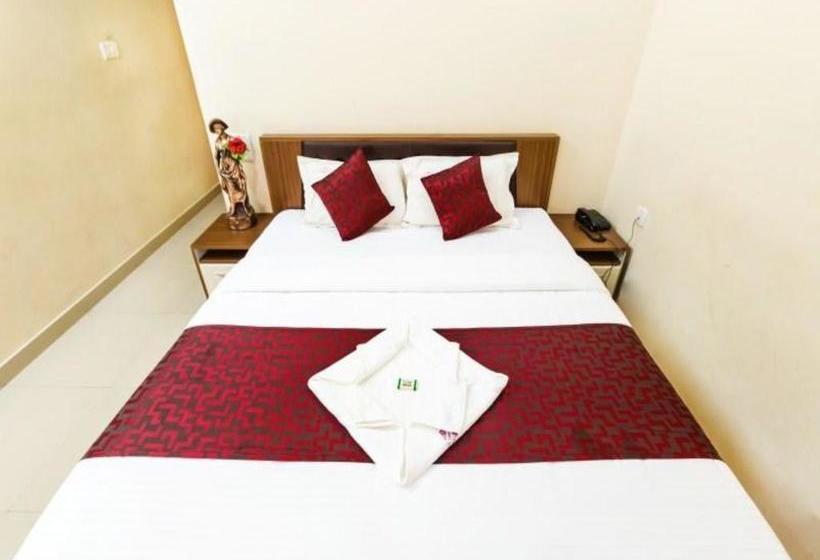 Hotel The Grand Vanam 11