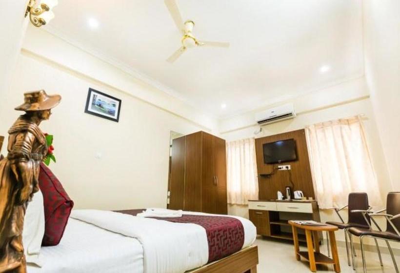 Hotel The Grand Vanam 12