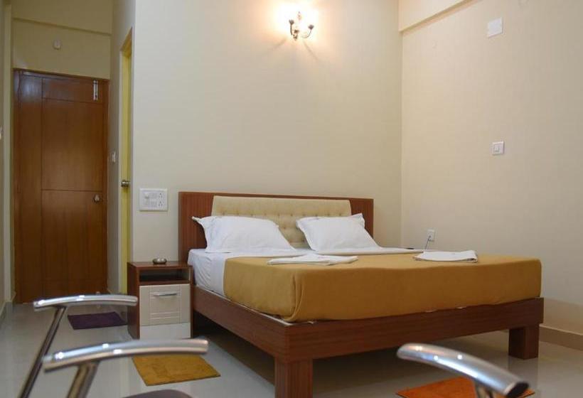 Hotel The Grand Vanam 13