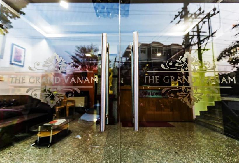 Hotel The Grand Vanam 2
