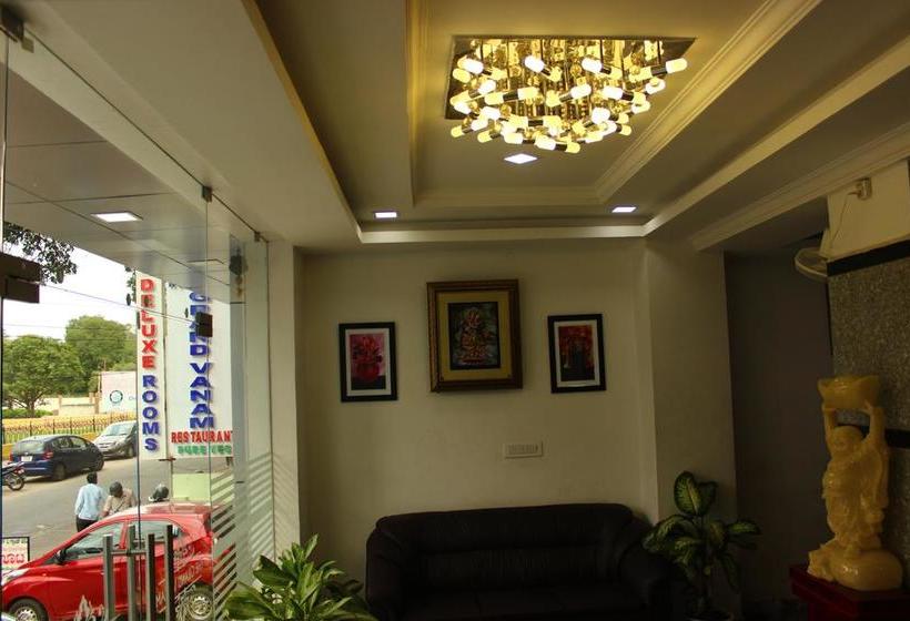 Hotel The Grand Vanam 4