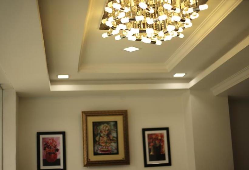 Hotel The Grand Vanam 5