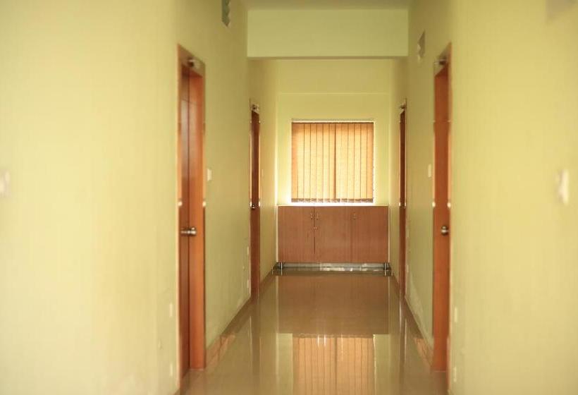 Hotel The Grand Vanam 9