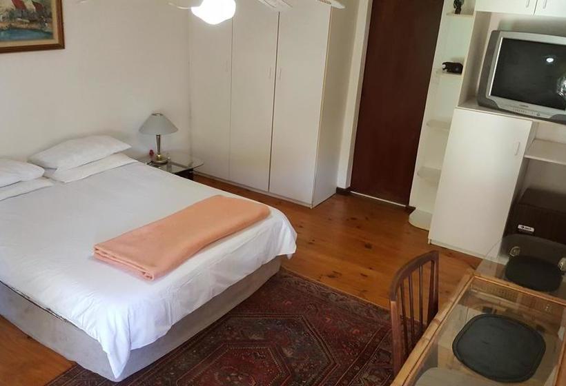 Bed and Breakfast Roland S Rendezvous 19