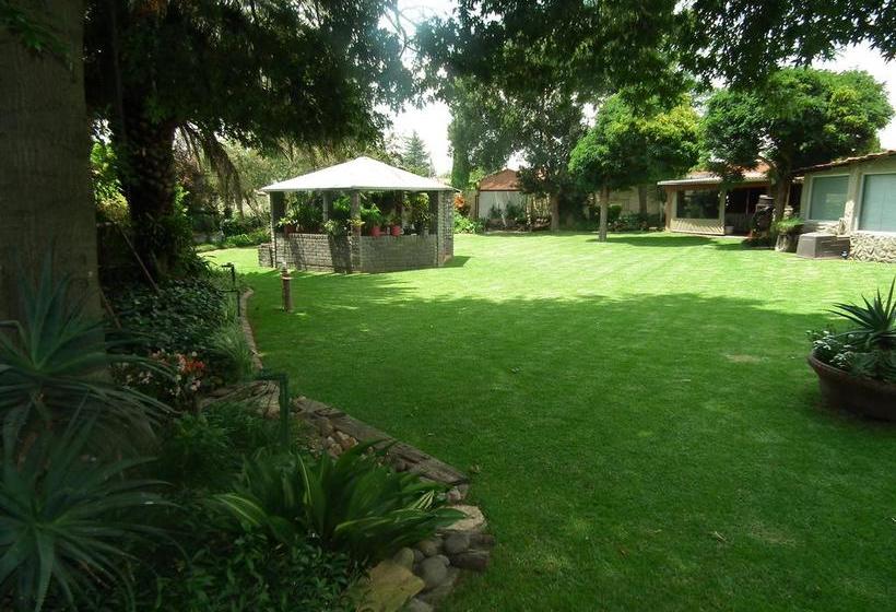 Bed and Breakfast Elna S Guest House 16