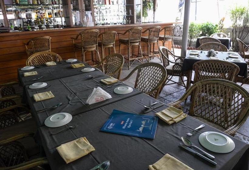 Hotel Oyo 854 Tina S Inn 10