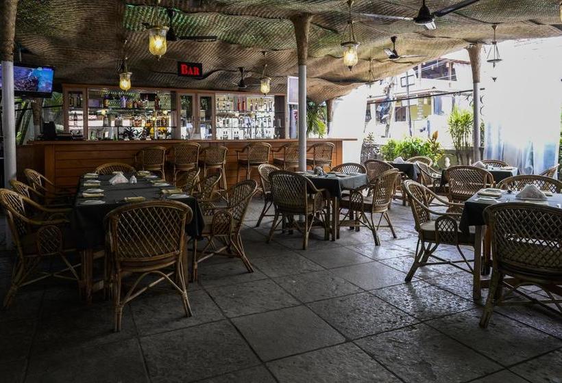 Hotel Oyo 854 Tina S Inn 11