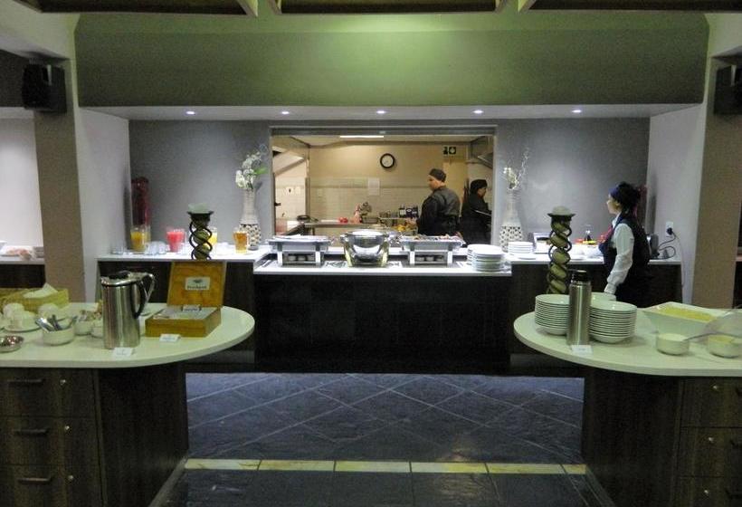 Hotel Bellvista Lodge & Annexe 10