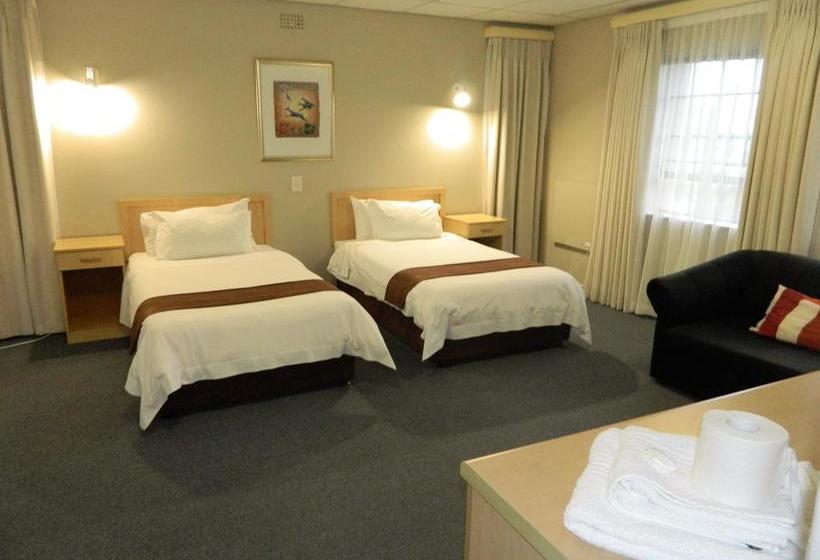 Hotel Bellvista Lodge & Annexe 17