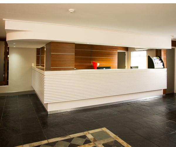 Hotel Bellvista Lodge & Annexe 18