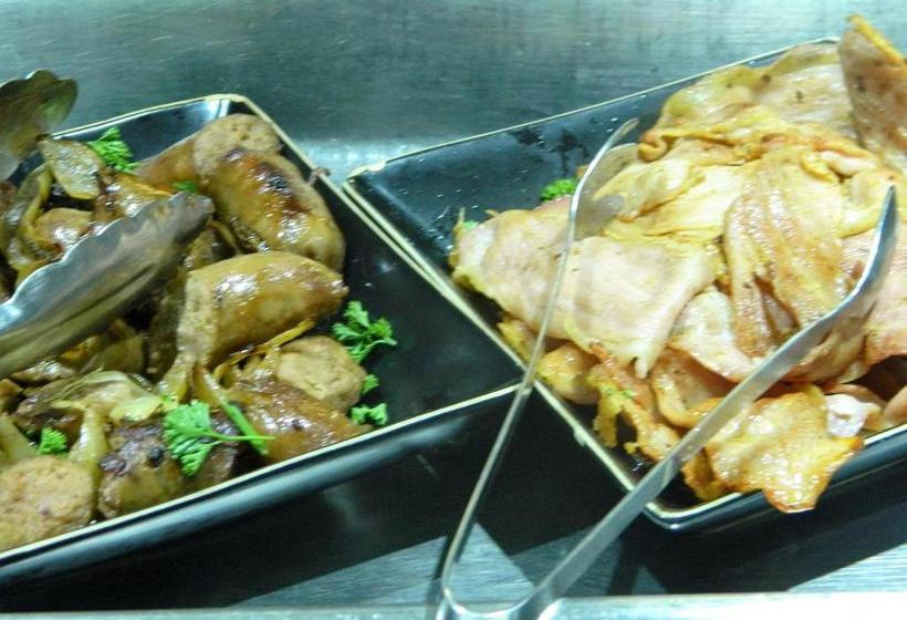 Hotel Bellvista Lodge & Annexe 9