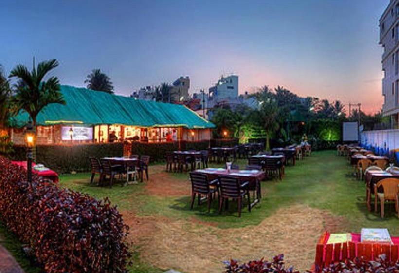 Hotel Stay By The Way 1