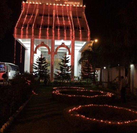 Hotel The Imperial Bodhgaya 7