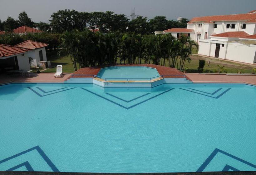 Resort Naturoville Ayurvedic And Yoga Retreat By Opensky Uttar Pradesh