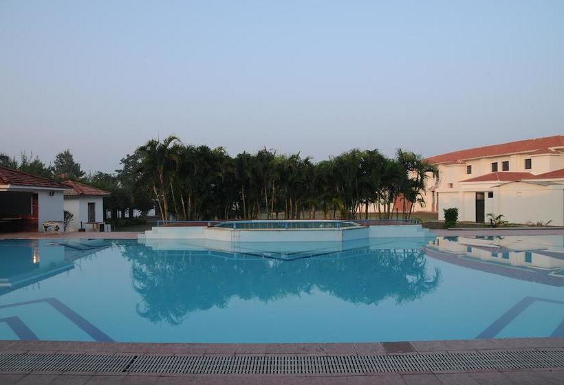 Resort Naturoville Ayurvedic And Yoga Retreat By Opensky 14