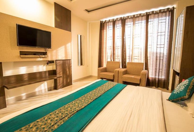 Hotel Oyo 4119 King Palace 7