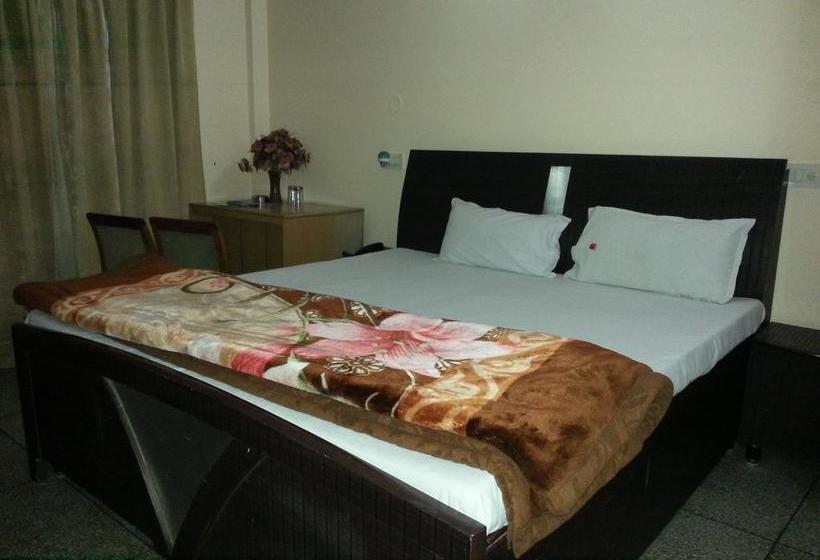 Starihotel Gurdev Nagar Ludhiana